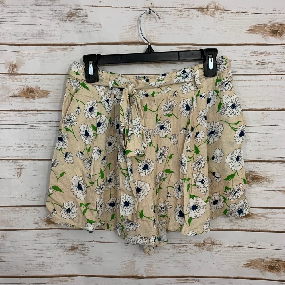Anthropologie Moon River Floral Tie Waist Shorts NWT - Picture 1 of 5